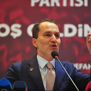 Fatih Erbakan: "İsrail'i sadece kınamak yetmez, askeri müdahale dahil tüm seçenekler masaya yatırılmalıdır."